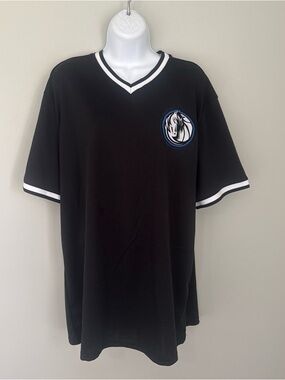 Dallas Mavericks Ultra Game V-Neck Mesh Short Sleeve Jersey Shirt - XL